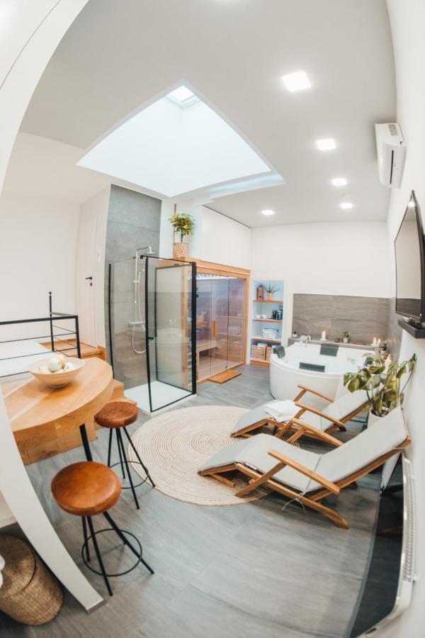Na Appartement *